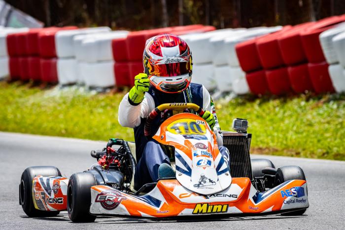 Lucas Souza conquista o  brasileiro de Rotax na categoria DD2 Master