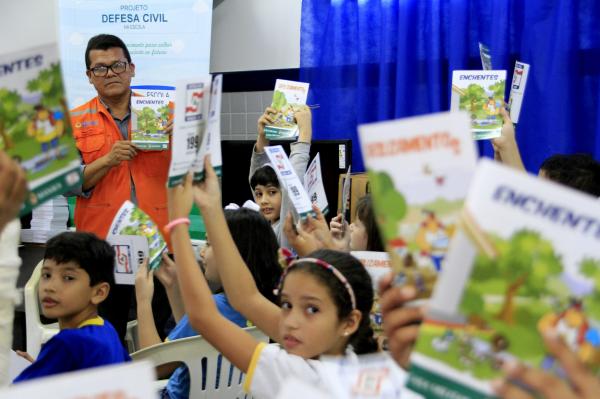 Prefeitura inicia mais uma edição do projeto ‘Defesa Civil na Escola’, na zona Oeste de Manaus