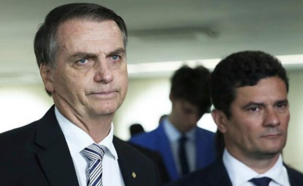 Bolsonaro diz que Moro faz parte da história do Brasil