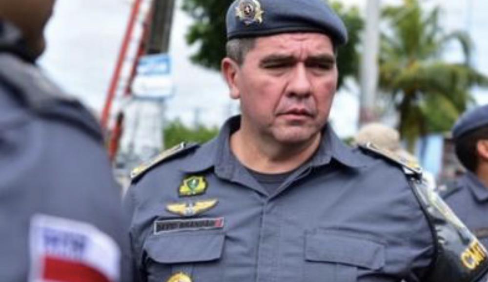 Coronel chamado de ‘Pau Mole’ ganha R$ 20 mil em processo no Amazonas