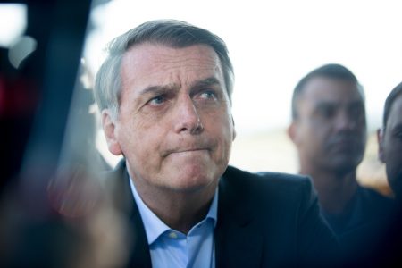 Bolsonaro sugere fazer ‘cocô dia sim, dia não’ para salvar o planeta