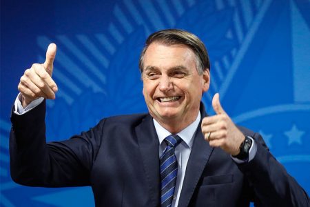 Bolsonaro elogia Sistema S por inaugurar escola militar no Piauí