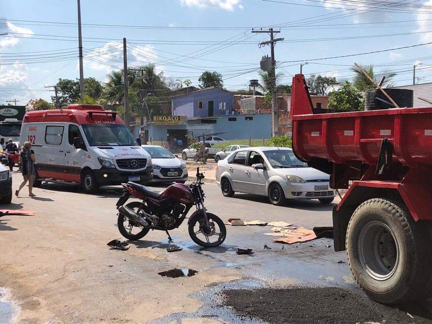 Homem morre após colidir com caçamba de obras da Prefeitura na Cidade Nova