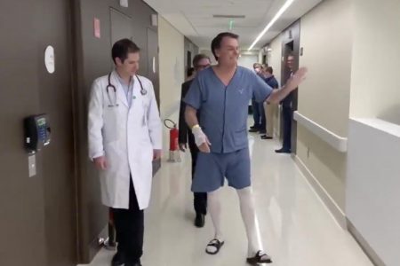 Bolsonaro reassume cargo nesta sexta; viagem a NY está mantida
