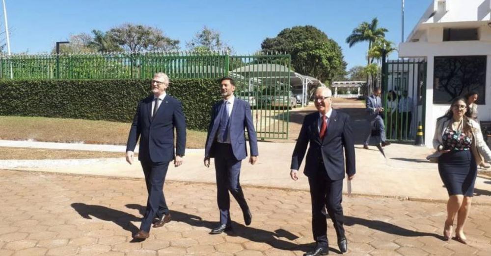 Governadores da Amazônia se reúnem com embaixadores europeus em Brasília