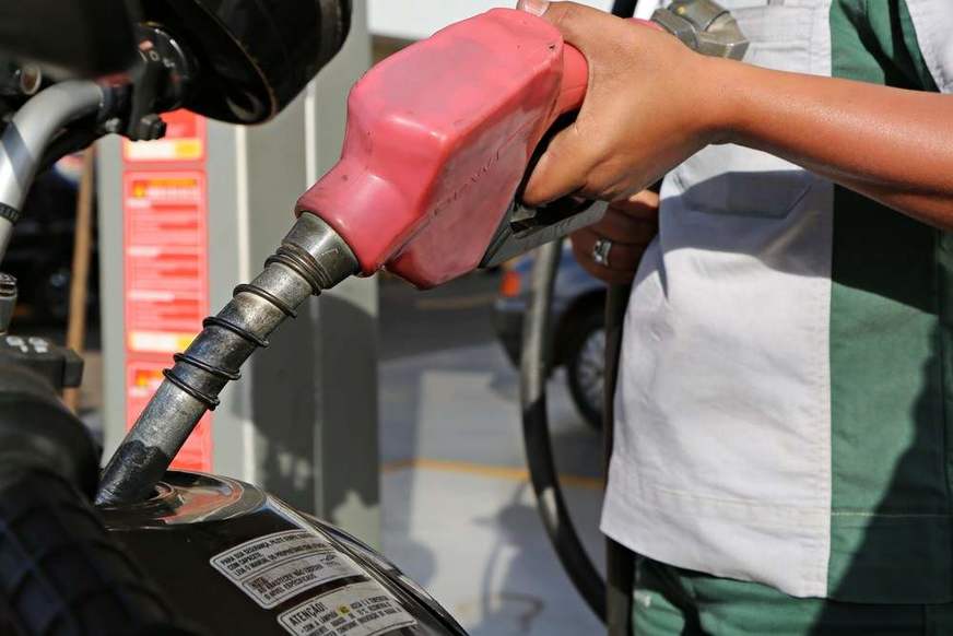 Manaus pode ser afetada pela alta mundial do preço da gasolina