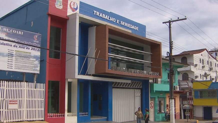 Vereadores de Coari decidem arquivar pedido de cassação de Adail Filho