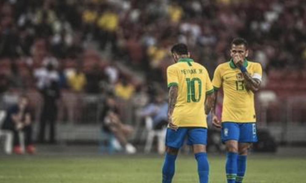 Neymar ficará fora dos gramados por quatro semanas após lesão com a seleção