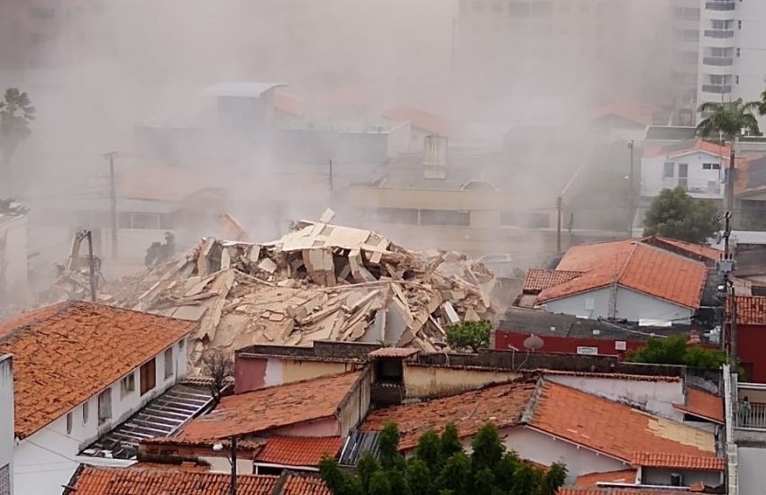 Veja vídeo: Prédio residencial desaba em Fortaleza