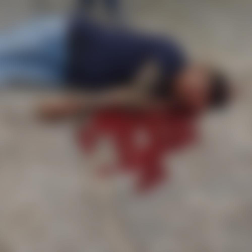 Trio encurrala e mata homem a tiros dentro de estacionamento em Manaus