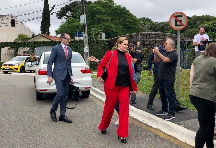 Advogados de Lula vão à PF em Curitiba para discutir estratégia de defesa