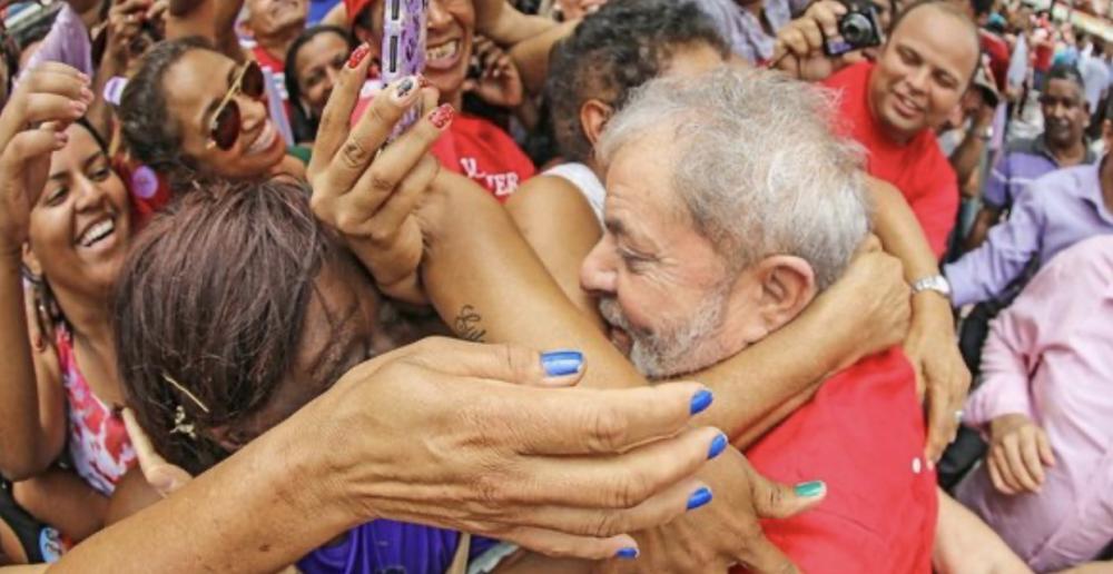 Juiz manda soltar ex-presidente Lula