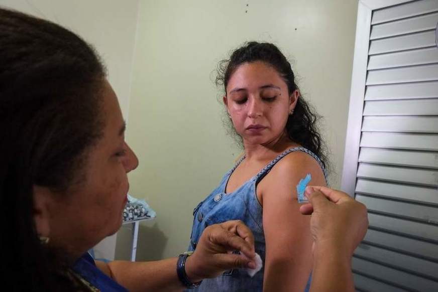 Vacinação contra sarampo para adultos de 20 a 29 anos inicia segunda (18)