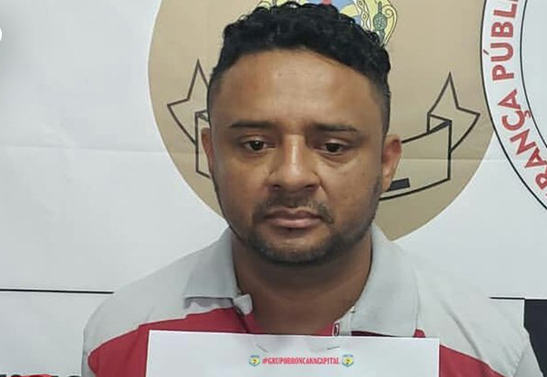 Homem usava nome falso no local que trabalhava para fugir da polícia