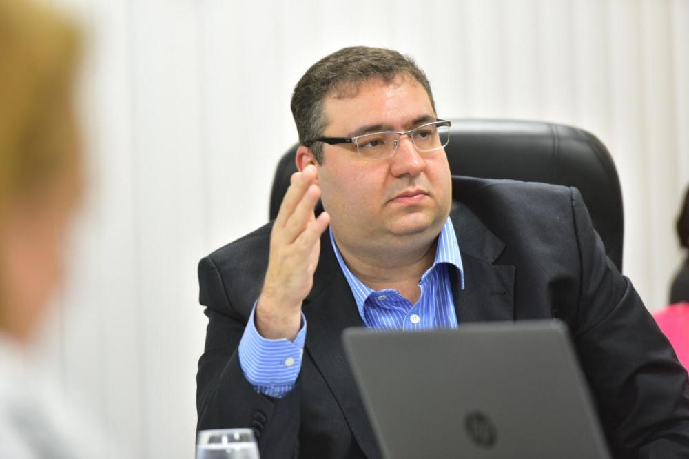 Governo do Amazonas adere a convênio e vai recuperar R$ 240 milhões em autos de infração devidos pela Petrobras