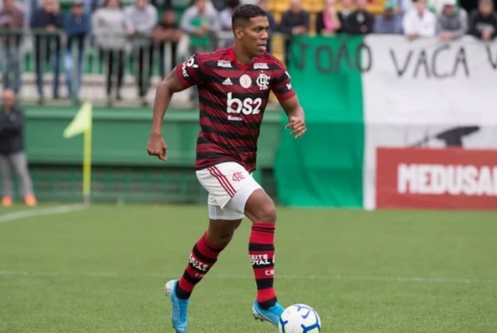 Berrío volta atrás, reabre negociação com o Tijuana e pode deixar o Flamengo