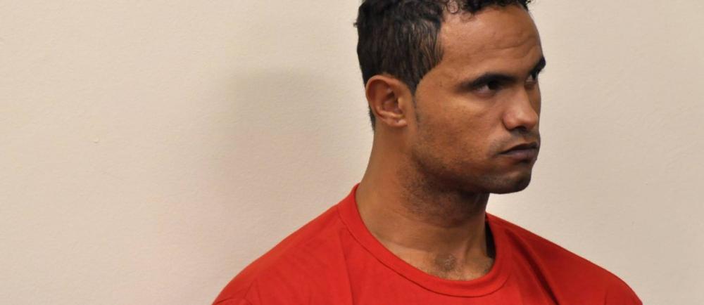 Goleiro Bruno consegue liberação da Justiça pra voltar a jogar futebol