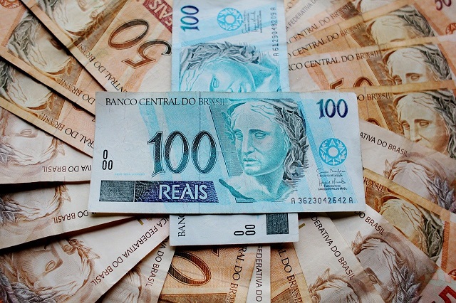 Novo valor do salário mínimo começa a vigorar amanhã