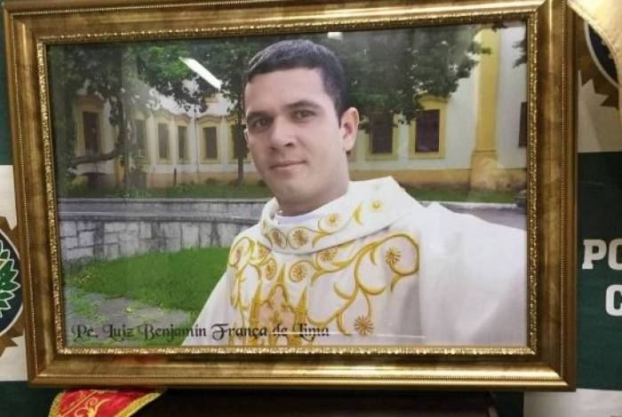 Falso padre que aplicava golpes em Seropédica é preso em Pernambuco