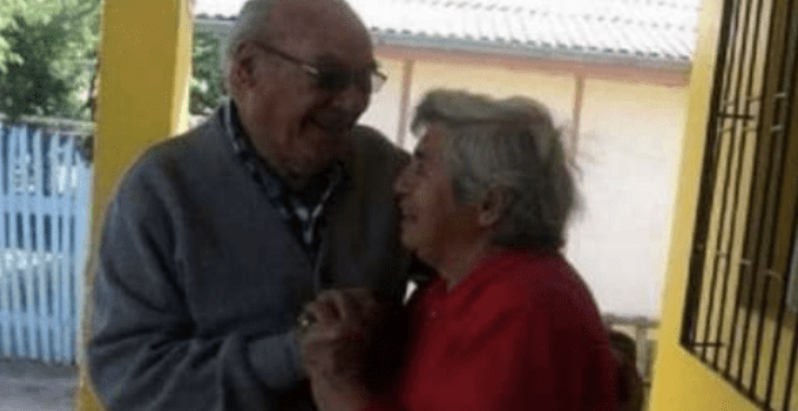 Casal de idosos cometem suicídio pra não dar trabalho para os filhos 