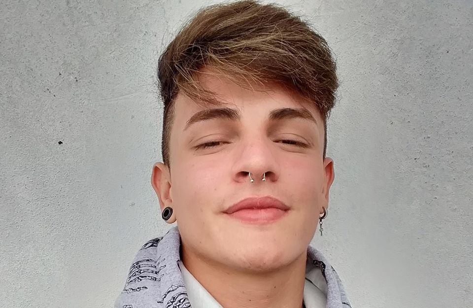 Em Manaus, jovem desaparece ao deixar mensagem enigmática na internet