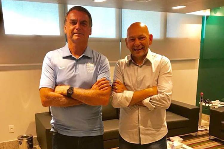 PF faz buscas em endereço em SC ligado a Luciano Hang