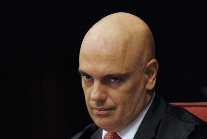 Após operação, Moraes determina que deputados bolsonaristas prestem depoimento