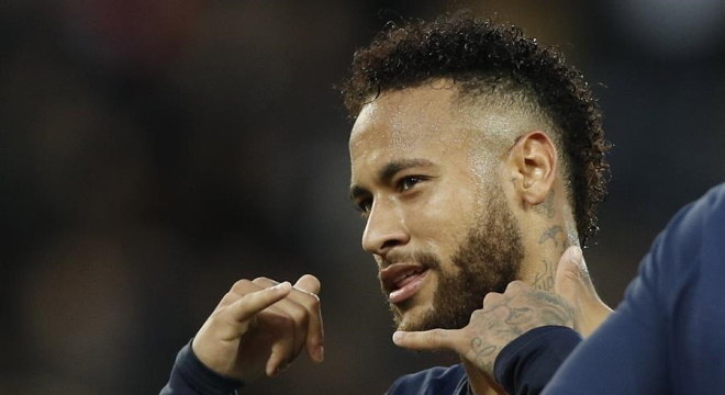 Neymar consegue liminar para não pagar cobrança de R$ 88 milhões