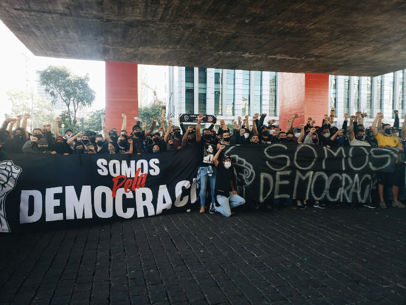 Torcidas dizem que ato de rua é porque partidos não se manifestam