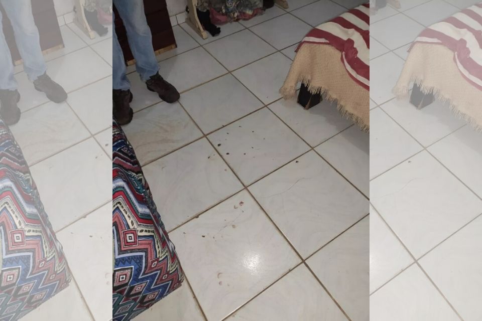 Homem dá facada em pescoço da ex-namorada de 21 anos, grávida de 4 meses