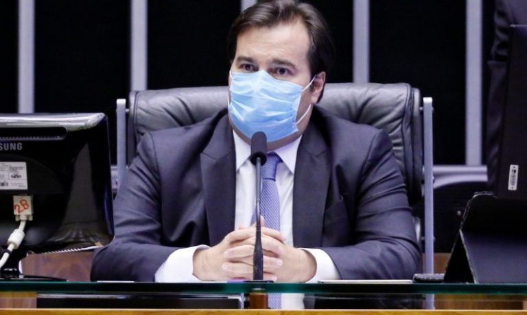 ‘Mandatos de prefeitos e vereadores não devem ser prorrogados’, diz Rodrigo Maia