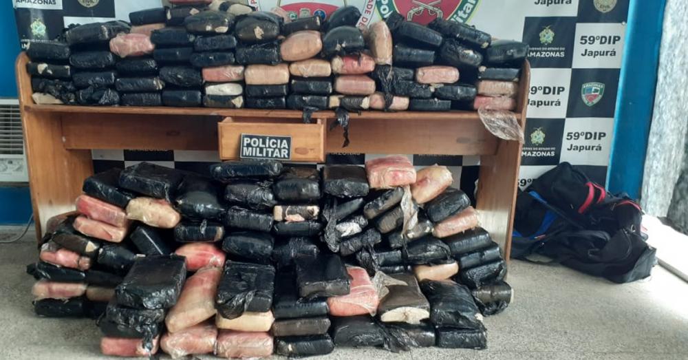 314 kg de droga são apreendidos em pista de aeroporto do Amazonas