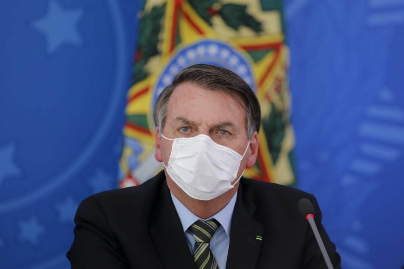 Covid-19: Bolsonaro veta suspensão de cadastros negativos durante pandemia
