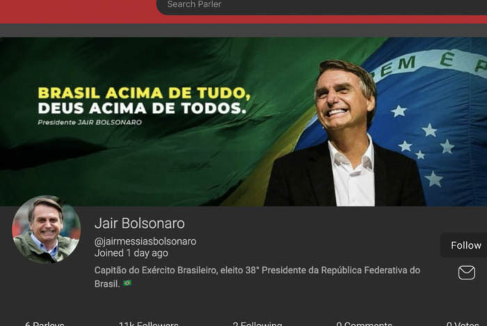 Bolsonaros aderem a rede social de direita