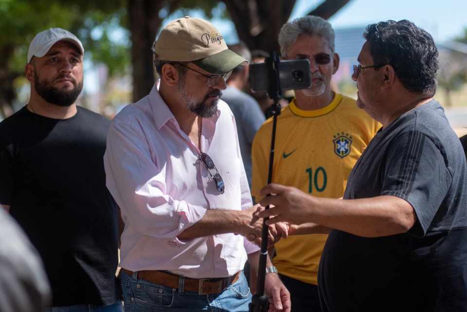 Abraham Weintraub recorre da multa de R$ 2 mil por ignorar uso da máscara