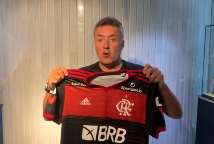 Flamengo anuncia Domènec Torrent como novo treinador