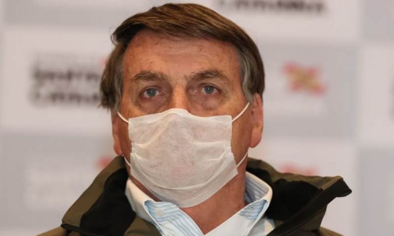 Medo de “efeito Dilma” faz Bolsonaro recuar na eleição do comando da Câmara