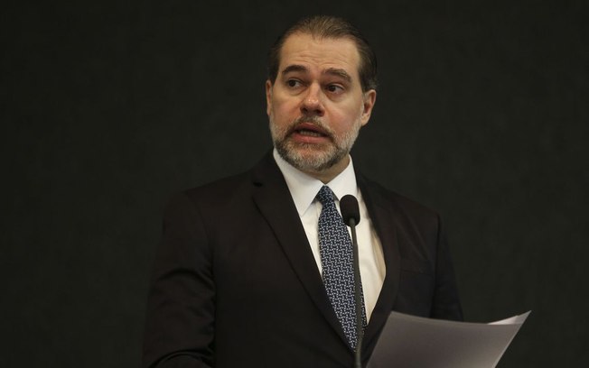 Hospitalizado, Toffoli pode estar com reação alérgica ao prédio do STF