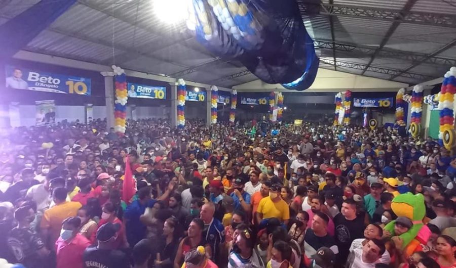 Eleições 2020: Prefeito de Manacapuru reúne multidão sem máscara durante convenção
