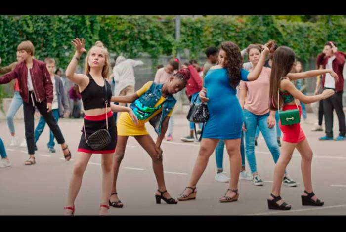 Governo brasileiro pede suspensão de filme acusado de sexualizar crianças