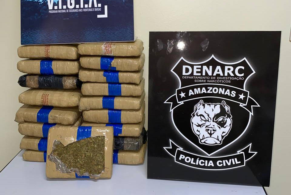 Em Manaus, Denarc prende dupla com maconha avaliada em R$ 90 mil
