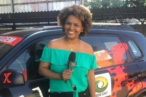 Repórter é xingada de “macaca” e agredida por funcionário público