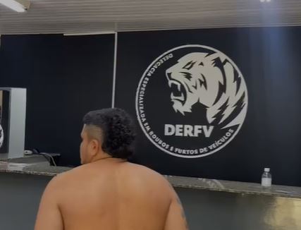 'Berê' é preso por roubo de R$ 12 mil de loja de veículos em Manaus