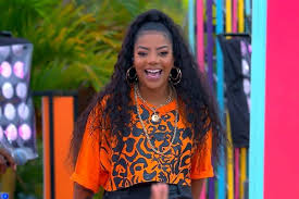 Ludmilla se torna jurada de The Voice para idosos: “Emocionante para mim”