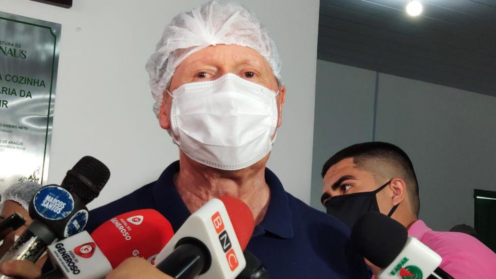 “Se eu fosse candidato, daria uma lavada em qualquer um”, diz Arthur