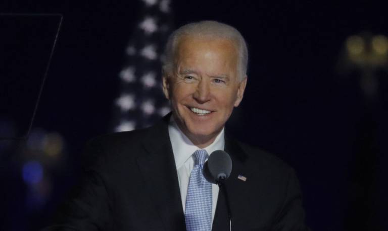 China cumprimenta Biden por vitória eleitoral nos EUA