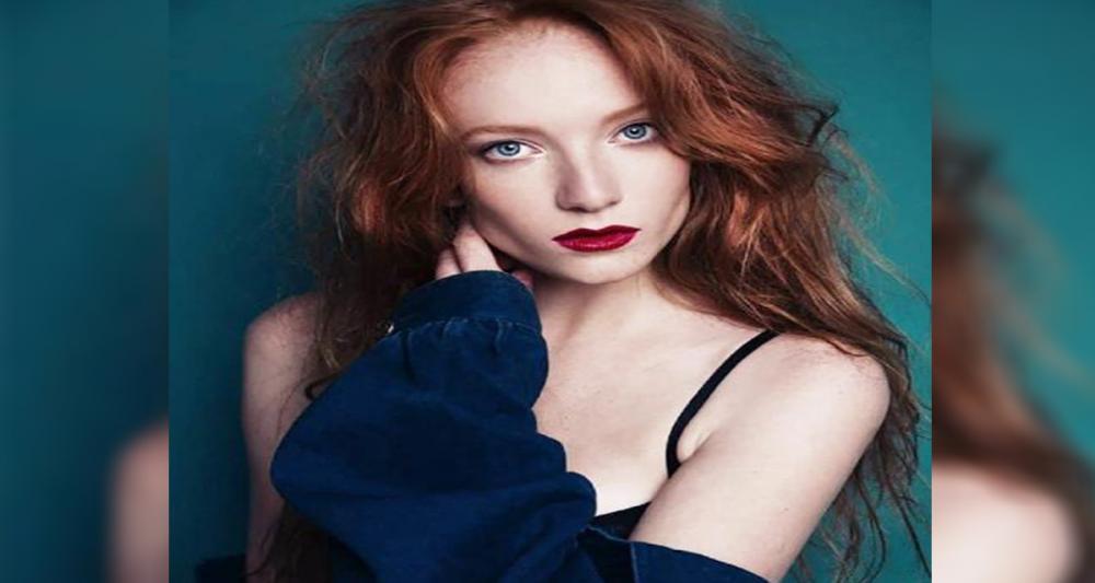 Modelo da Vogue esfaqueia e mata marido por ciúmes na Rússia