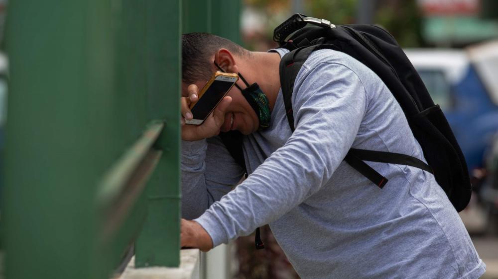 Homem perde pai e mãe no mesmo dia em Manaus por falta de oxigênio