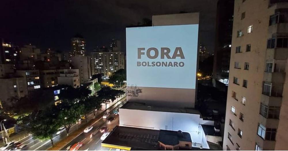 Crise de Manaus comove Brasil e panelaço ressurge forte contra Bolsonaro
