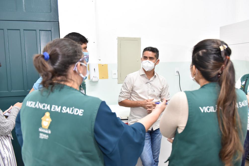 ‘Estamos prontos para iniciar a vacinação dos profissionais da saúde’, afirma prefeito David Almeida